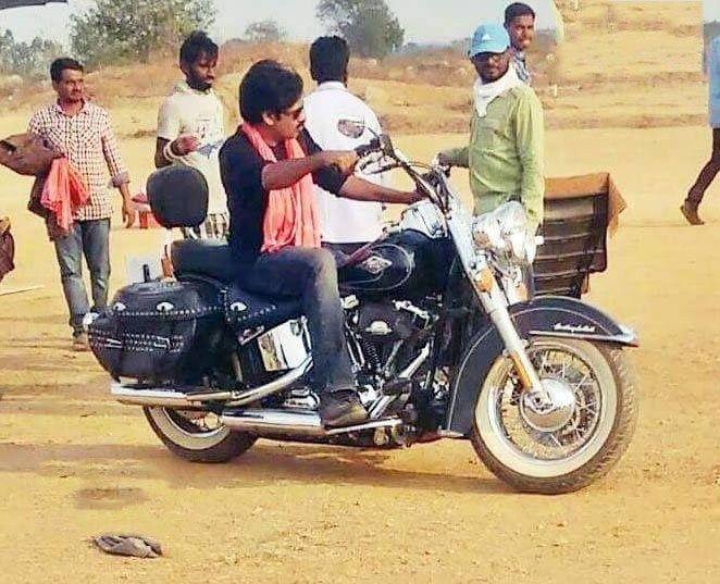 Sardar Gabbar Singh Shooting Unseen Pics