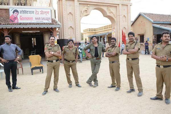 Sardar Gabbar Singh Shooting Unseen Pics
