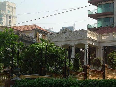 Shahrukh Khan House Mannat Inside Pics