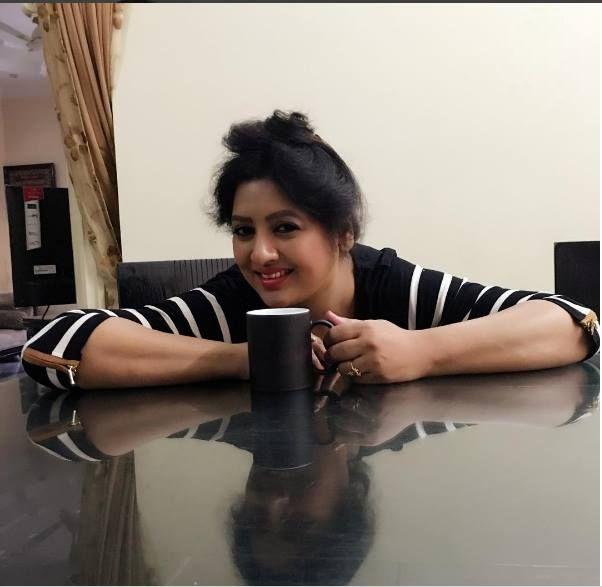 Shanoor Sana Rare & UNseen Photos