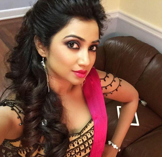 Shreya Ghoshal Rare & Unseen Photos