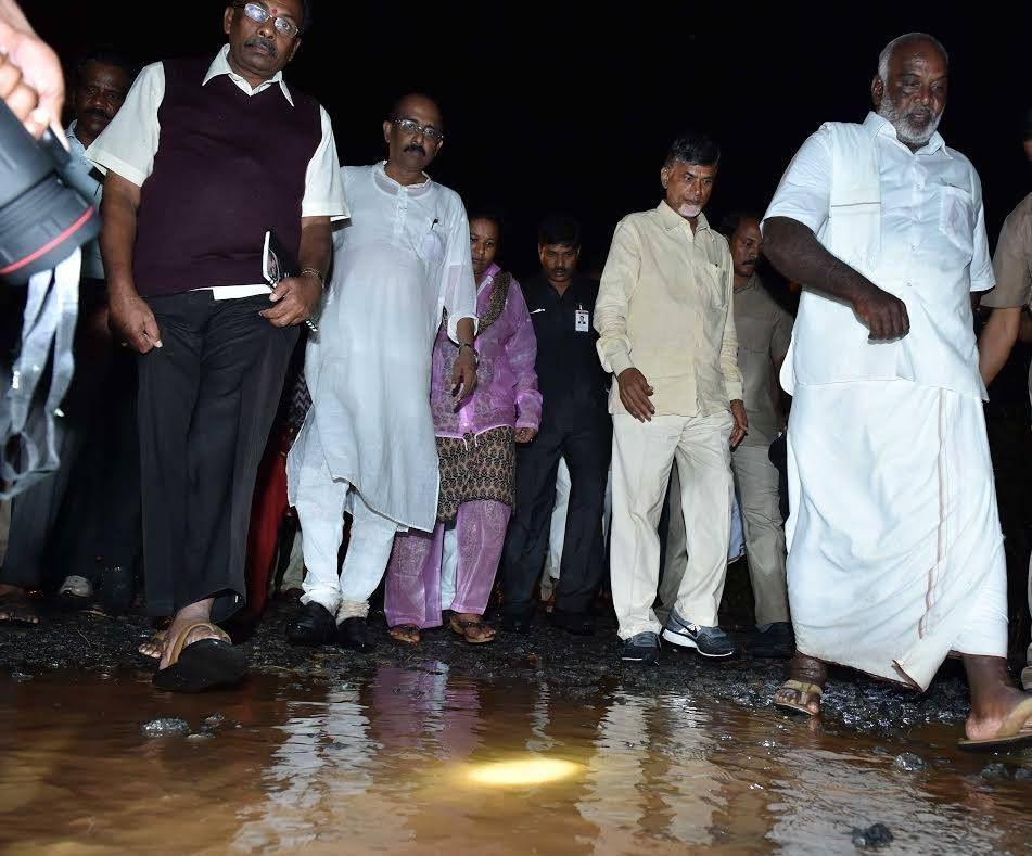 Shri Chandra Babu At Somasila Reservoir