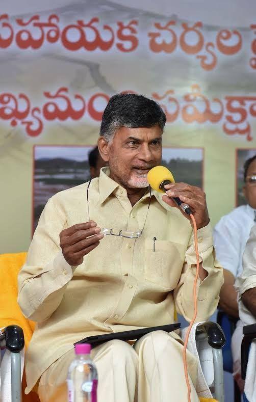 Shri Chandra Babu At Somasila Reservoir