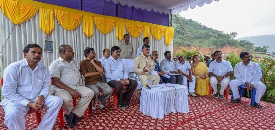 Shri Chandra Babu At Somasila Reservoir