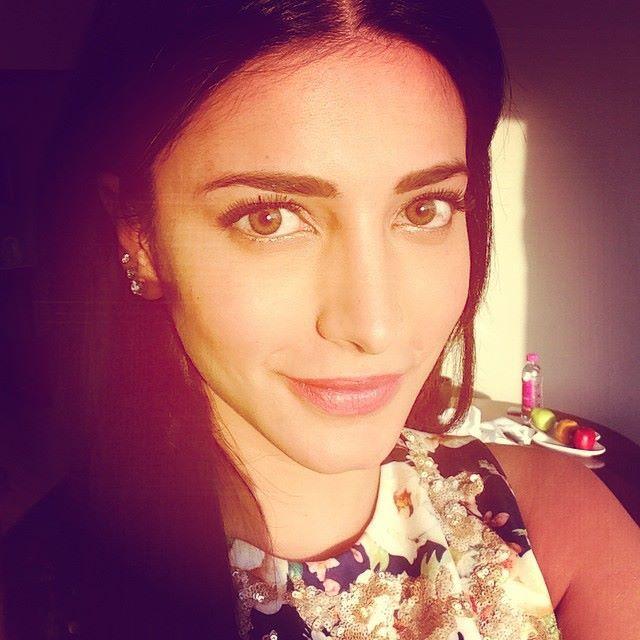 Shruthi Hassan Rare and Unseen Photos