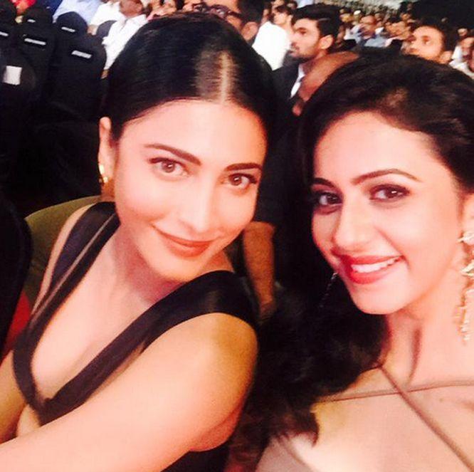 Shruti Haasan Instagram Photos