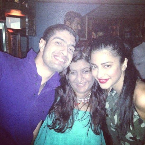 Shruti Haasan Instagram Photos