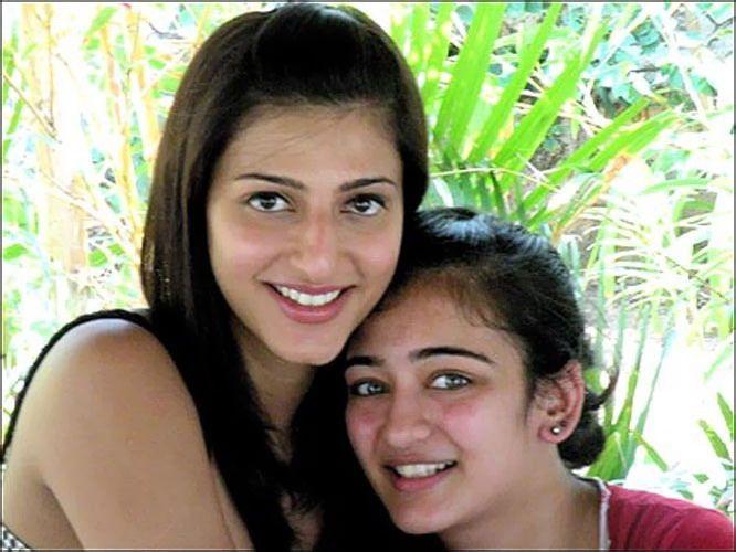 Shruti Hassan & Akshara Hassan Photo Collections