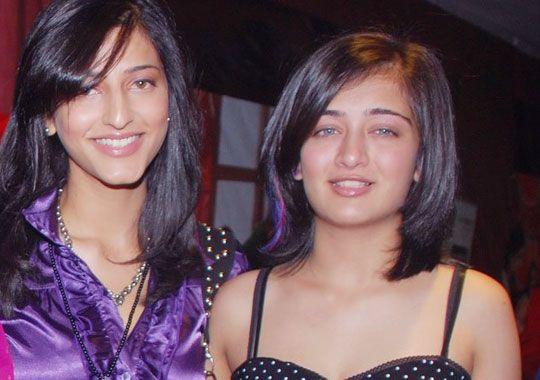 Shruti Hassan & Akshara Hassan Photo Collections