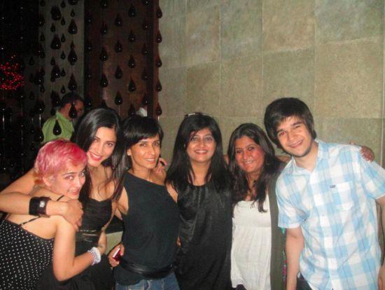 Shruti Hassan & Akshara Hassan Photo Collections