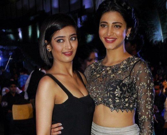 Shruti Hassan & Akshara Hassan Photo Collections