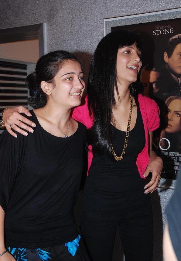 Shruti Hassan & Akshara Hassan Photo Collections