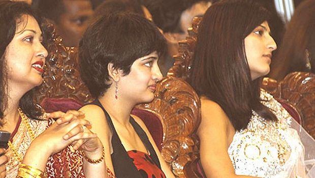 Shruti Hassan & Akshara Hassan Photo Collections