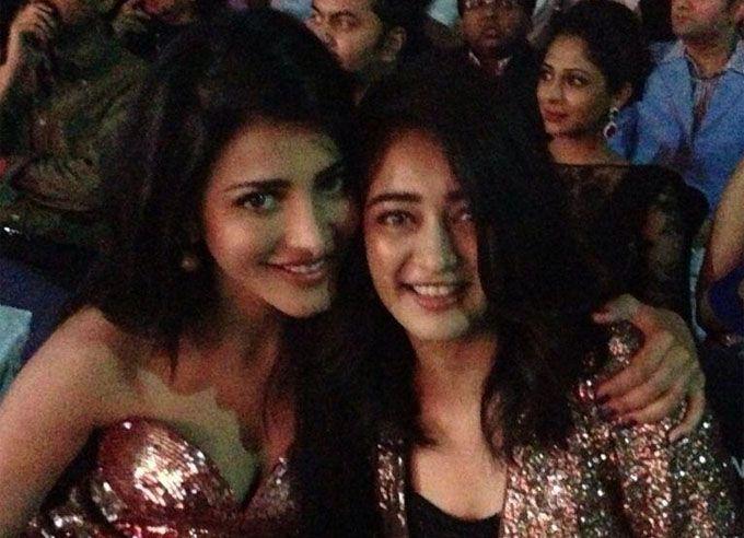 Shruti Hassan & Akshara Hassan Photo Collections