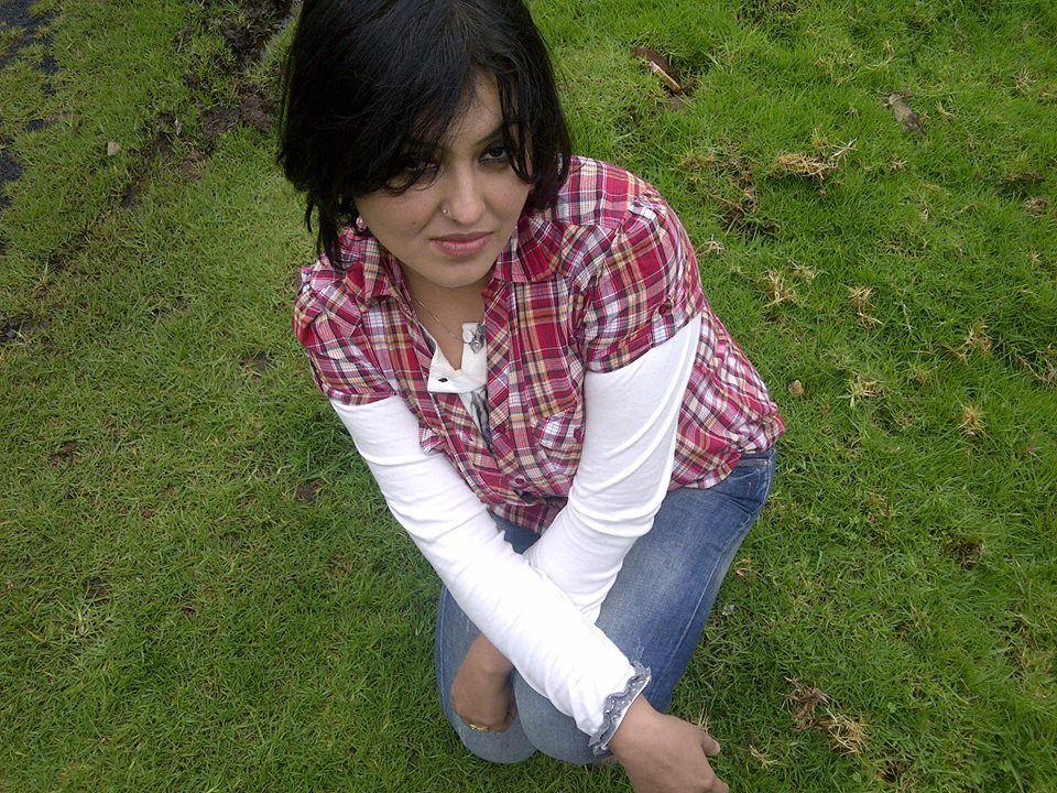 Sona Aunty Rare & Unseen Photos Collections