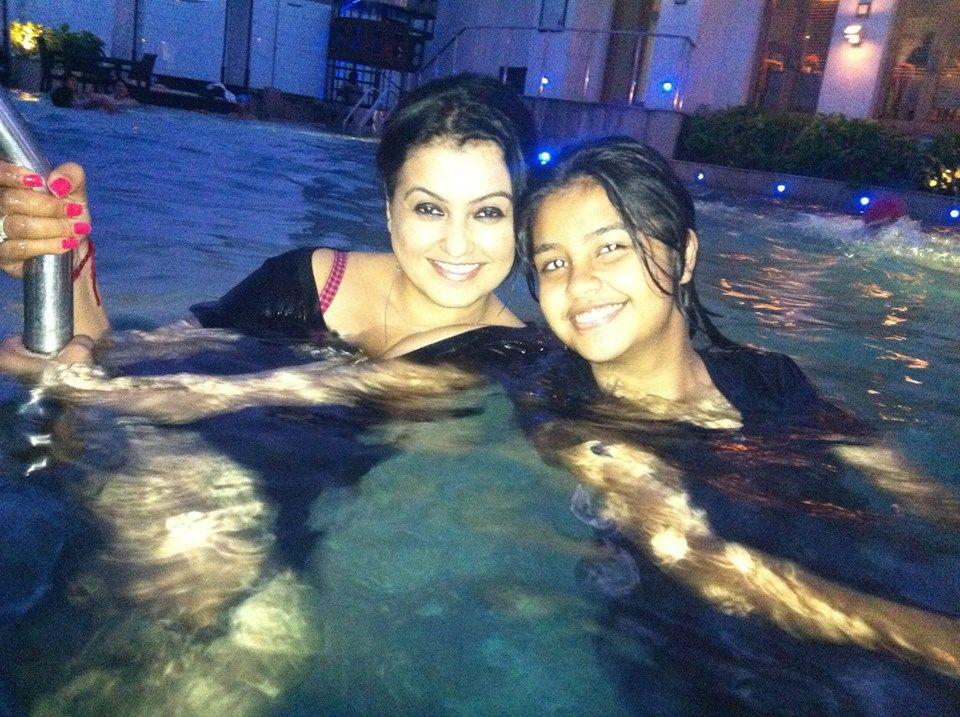 Sona Aunty Rare & Unseen Photos Collections