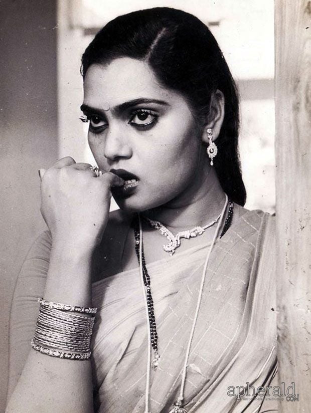 Silk Smitha Rare Unseen Spicy Gallery