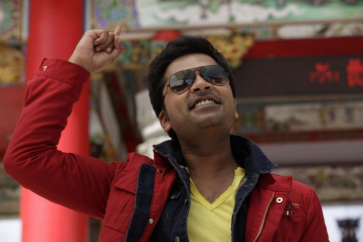 Simbu Vaalu Str Stills