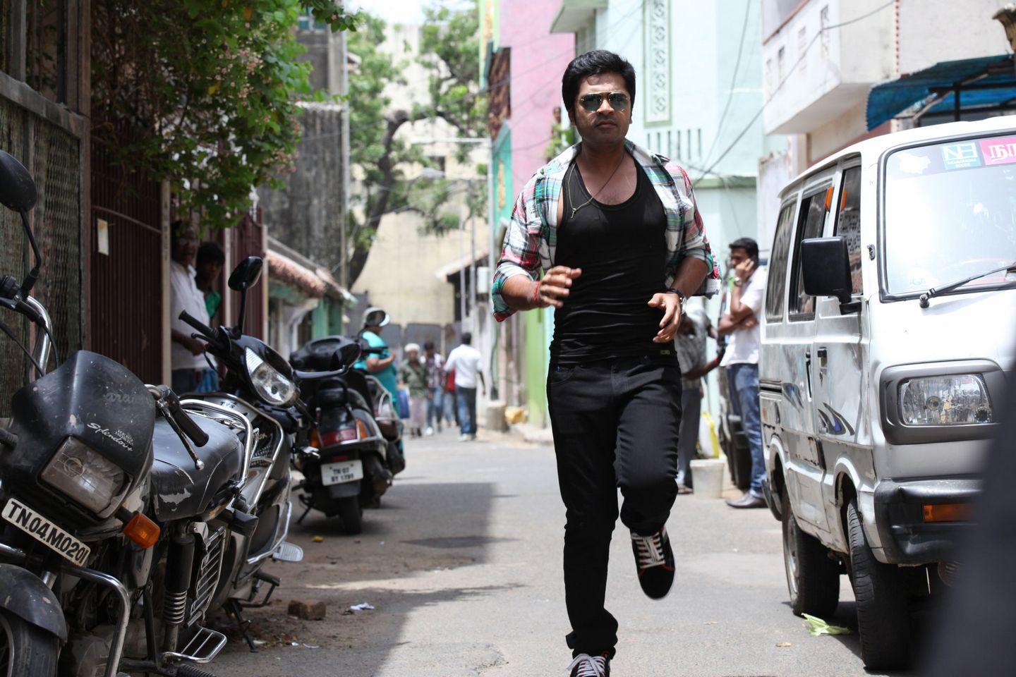 Simbu Vaalu Str Stills