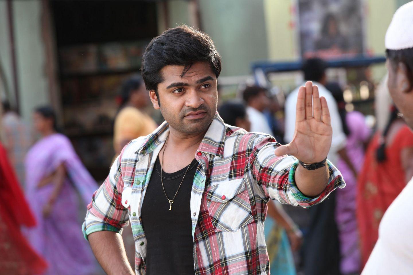 Simbu Vaalu Str Stills