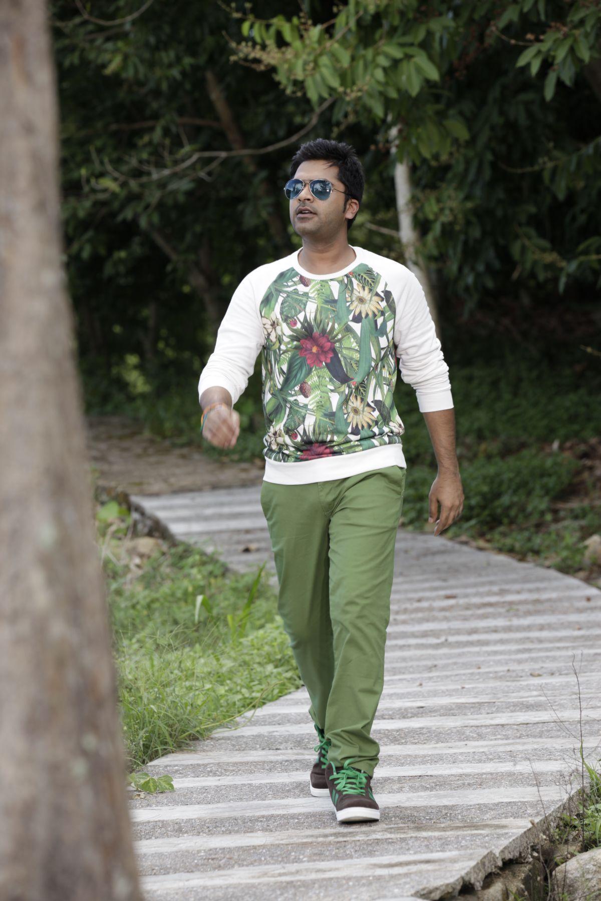 Simbu Vaalu Str Stills