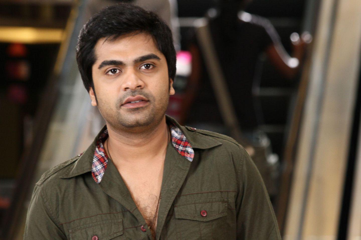 Simbu Vaalu Str Stills