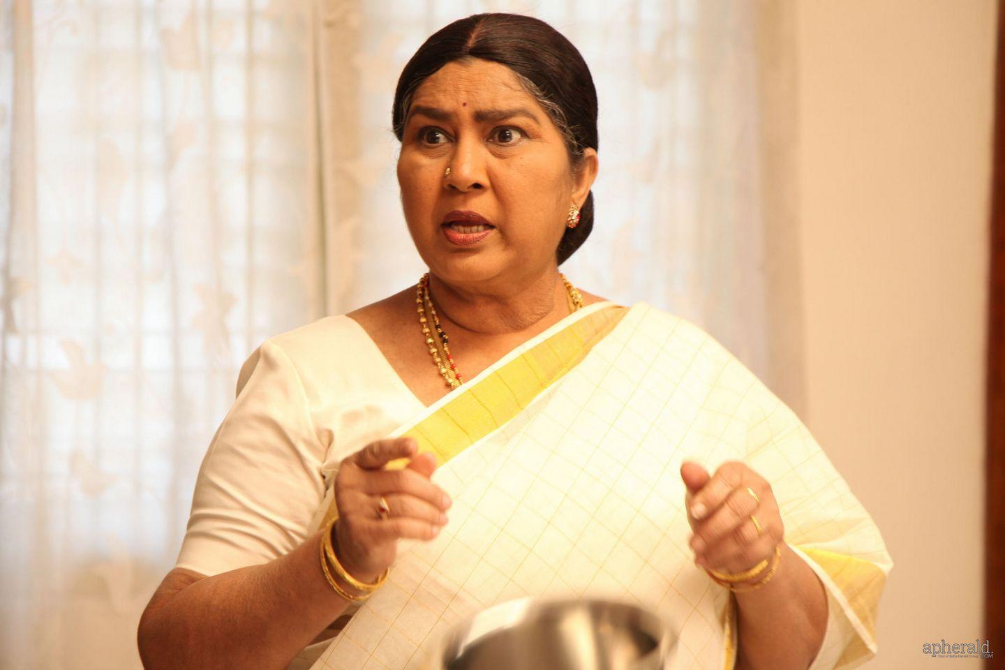 Singam123 Movie Stills