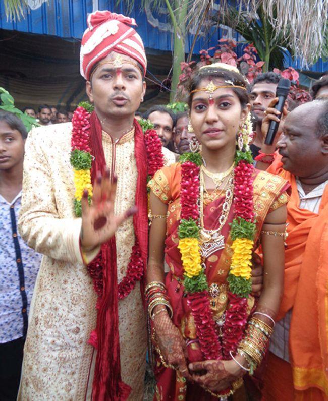 Singer Madhu Priya & Srikanth Marriage Photos