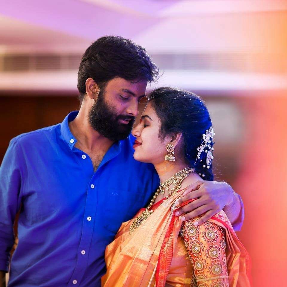 Singers Hema Chandra and Sravana Bhargavi dual unseen Photos