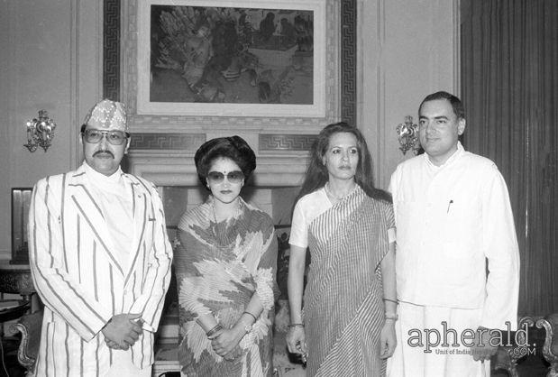 Sonia Gandhi Rare & Unseen Photos