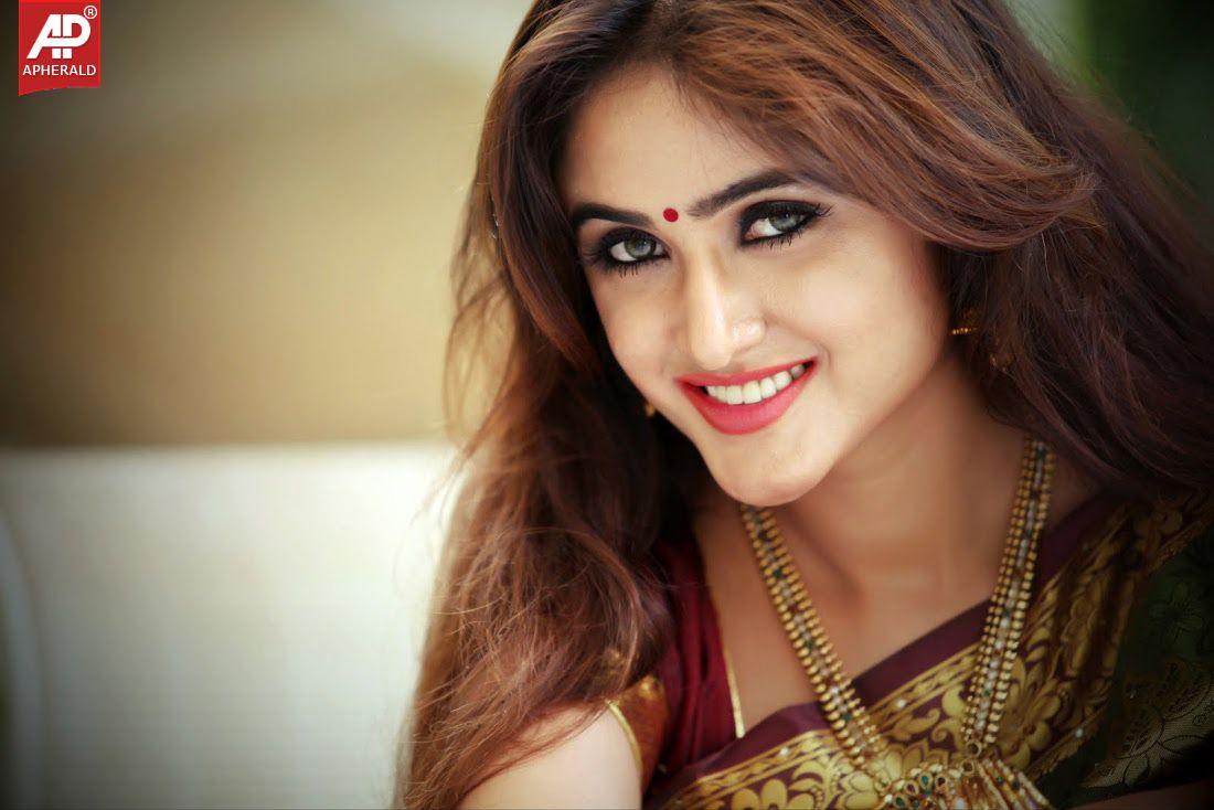 Sony Charishta Sexy Images