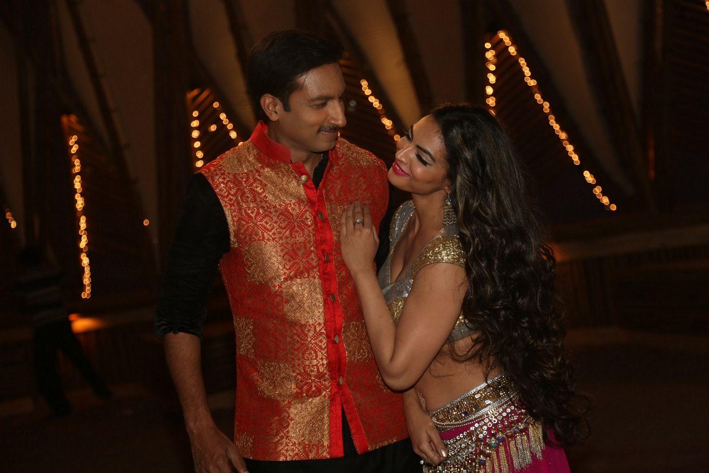 Soukhyam Item Song Working Photos