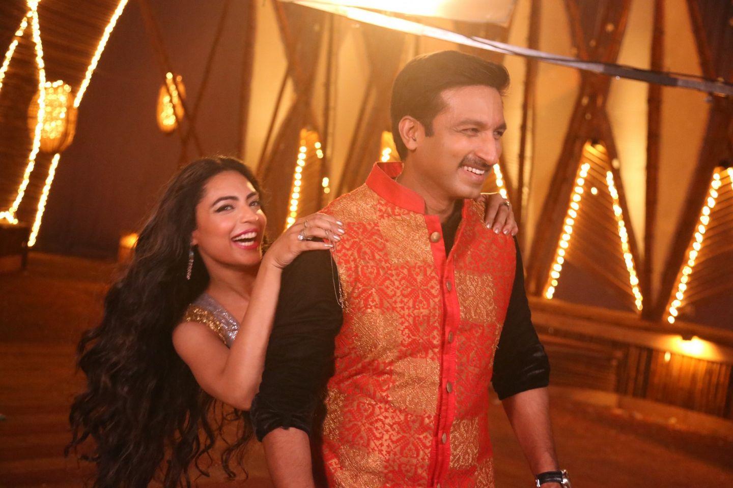 Soukhyam Item Song Working Photos