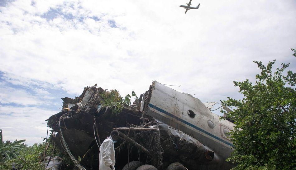 South Sudan Plane Crash Photos