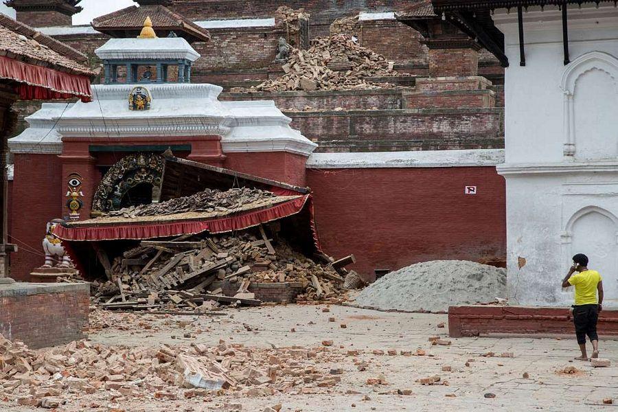 Special Rescue Team Helping Nepal Earthquake survivors