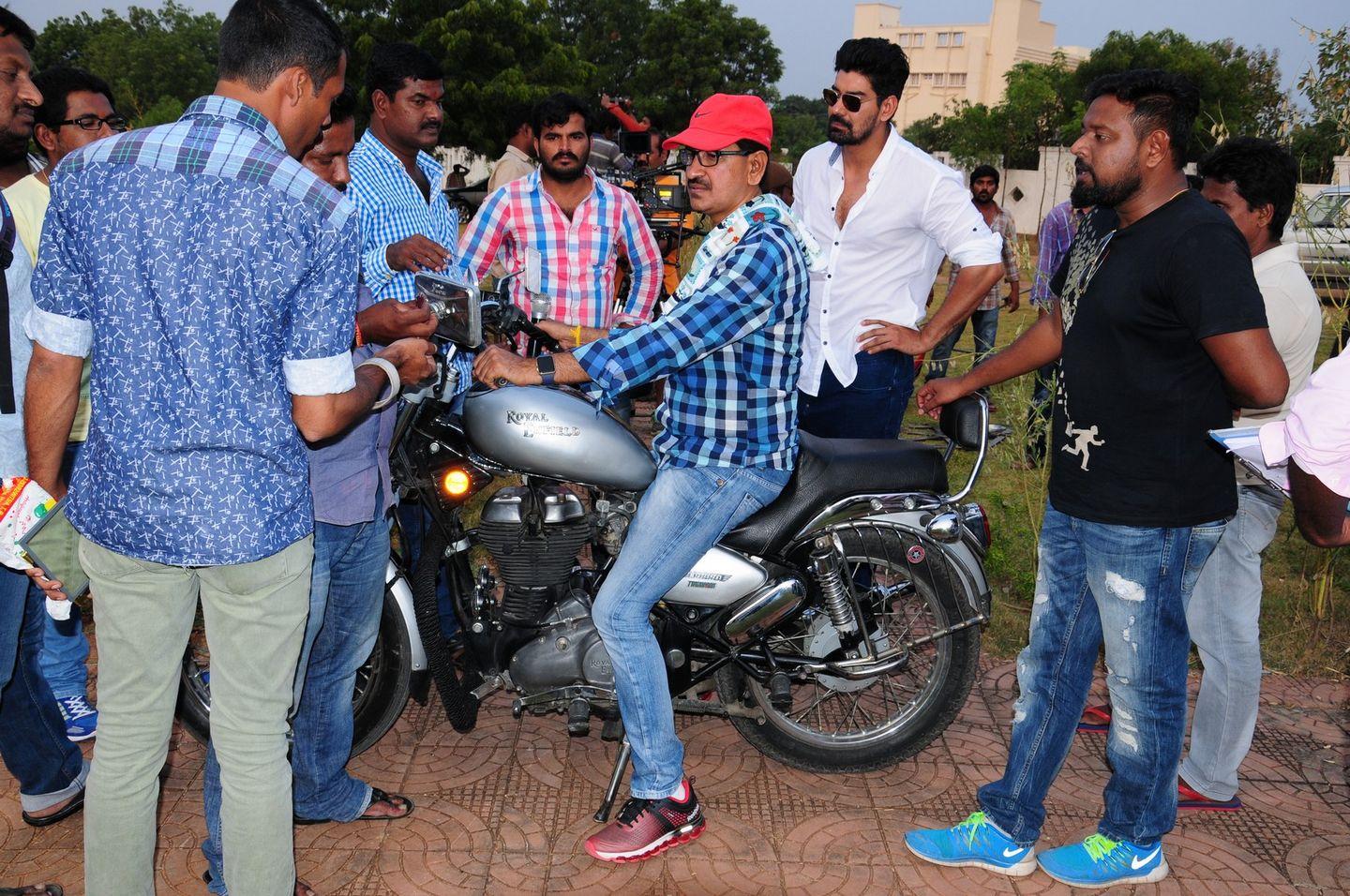 Speedunnodu Movie Working Stills