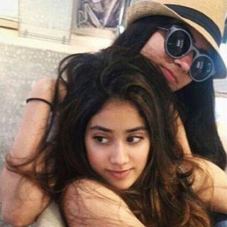 Sridevi’s Daughter Jhanvi Kapoor's PICS goes viral on social media