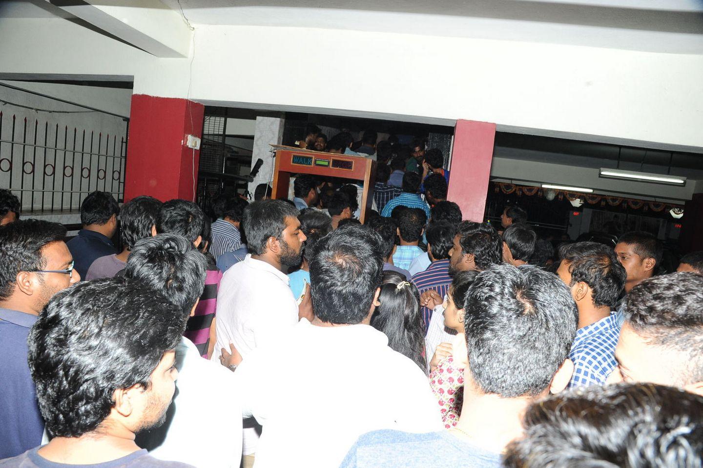 Srimanthudu Hungama in Kukatpally