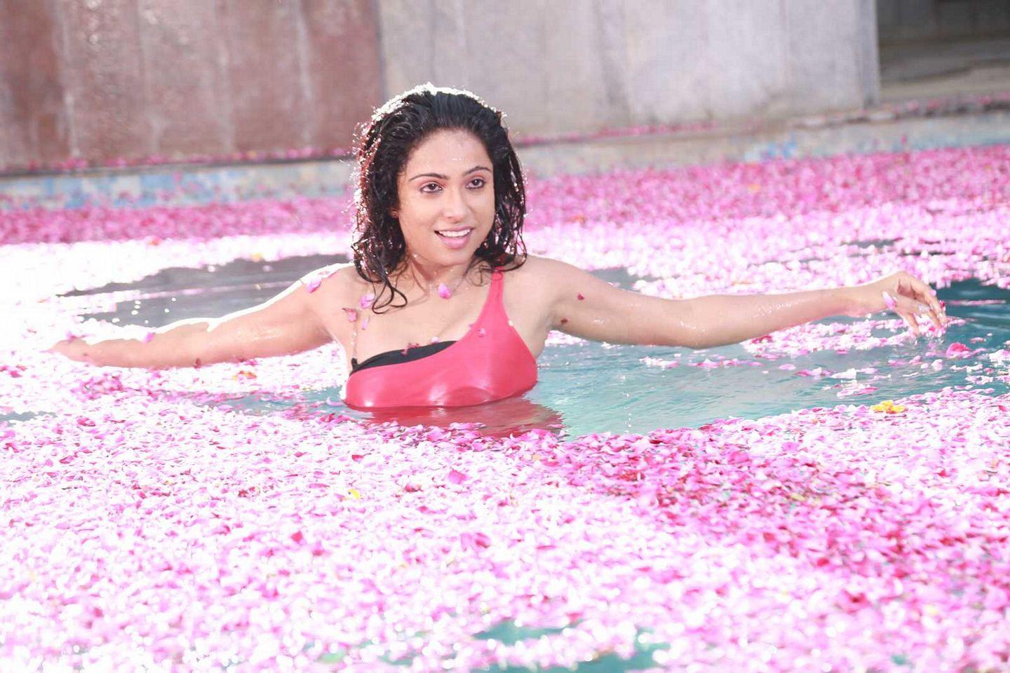 Srimathi Bangaram Movie Stills