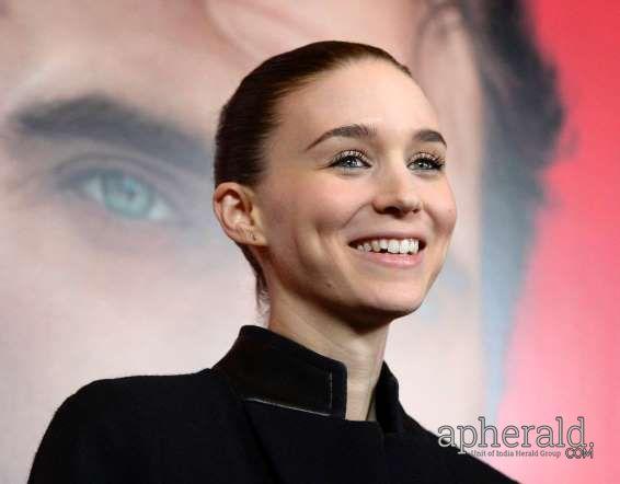 Star And Their Dimples