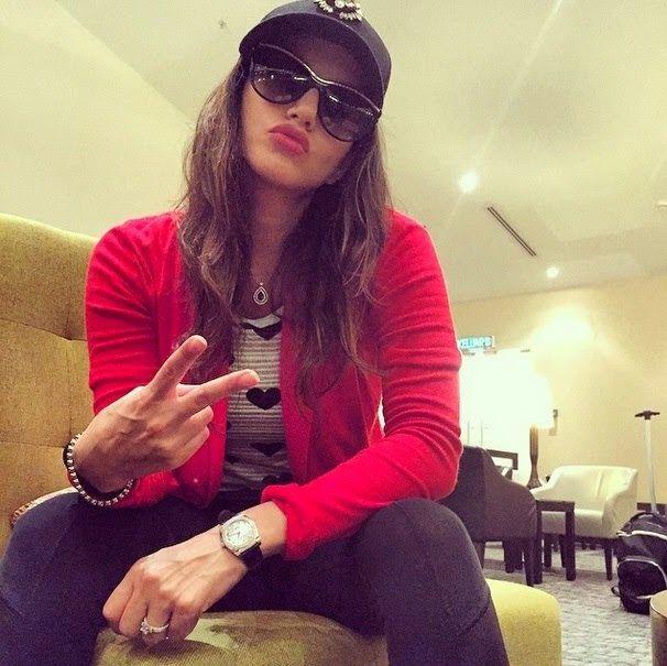 Sunny Leone enjoying Holiday Trip Photos