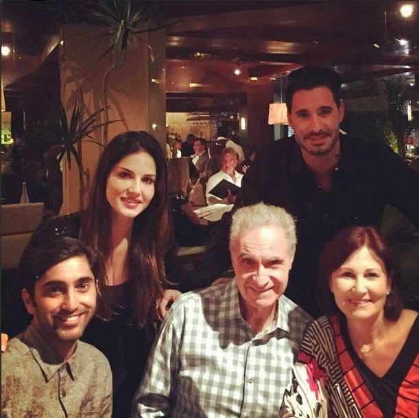 Sunny Leone enjoying Holiday Trip Photos