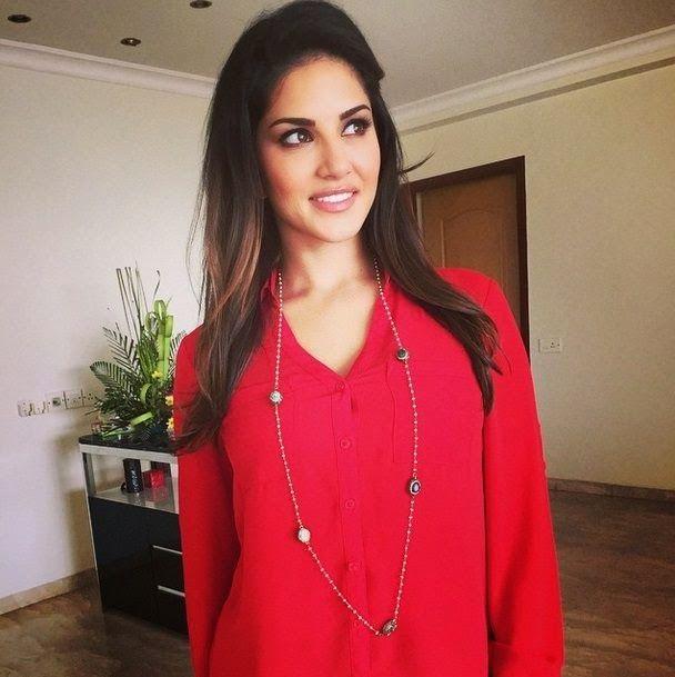 Sunny Leone enjoying Holiday Trip Photos