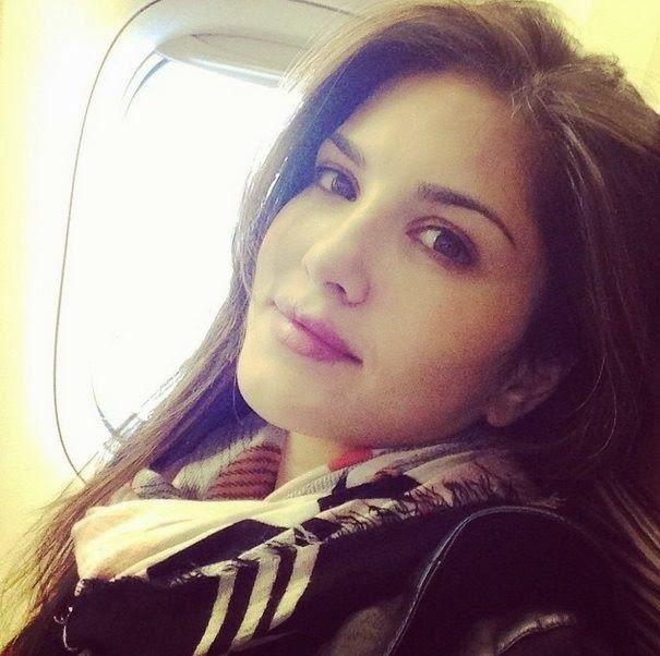 Sunny Leone enjoying Holiday Trip Photos