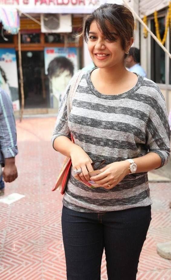 Swathi Reddy Rare Pictures