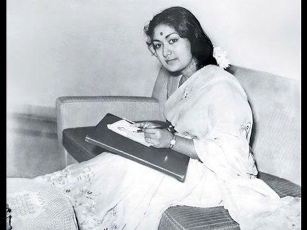 Telugu Veteran Actress Savithri Rare Stills