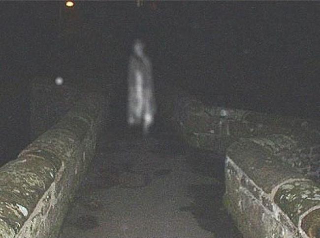 Terrifying Ghost Stills Captured on Cameras