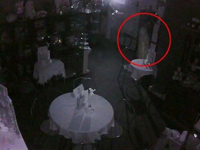 Terrifying Ghost Stills Captured on Cameras