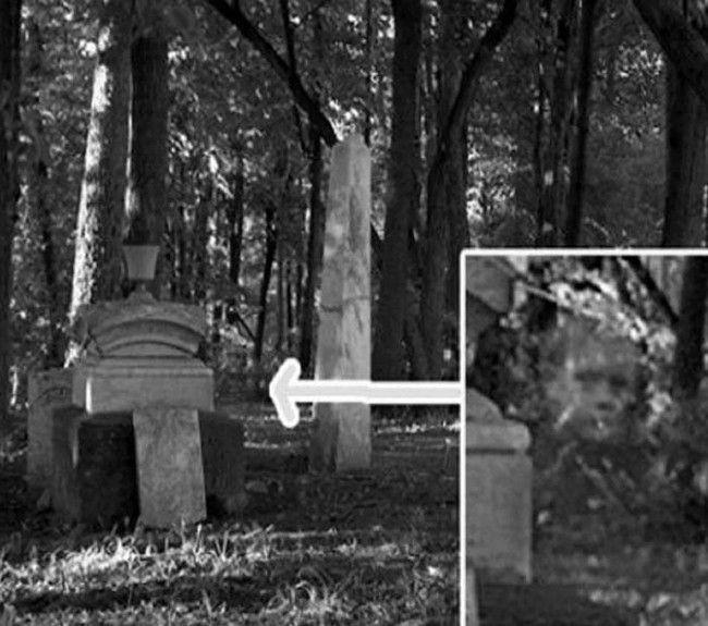 Terrifying Ghost Stills Captured on Cameras