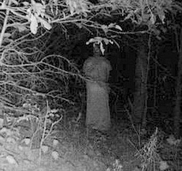 Terrifying Ghost Stills Captured on Cameras